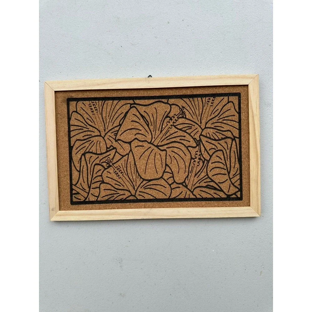 NWOT Gracie Space Hawaiian Hibiscus Tropical Flowers Framed Cork Push Pin Board